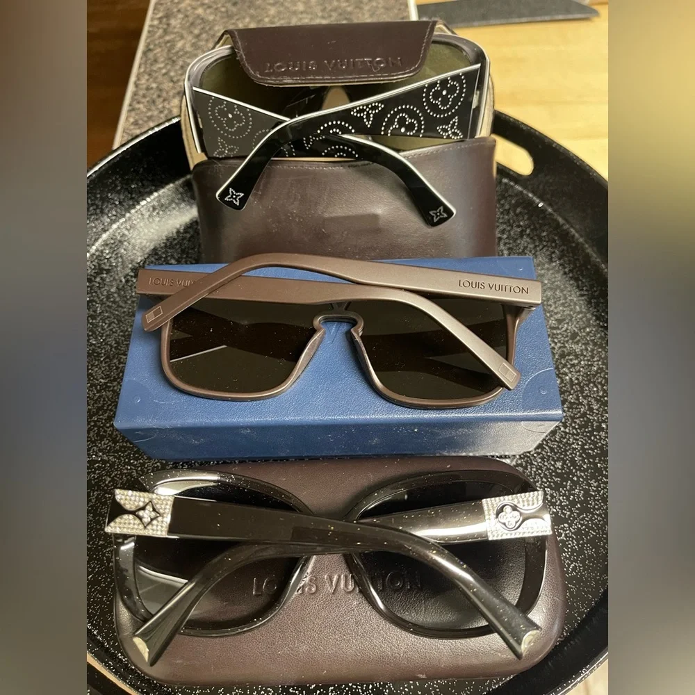 Authentic Louis Vuitton sunglasses - Picture 2 of 3